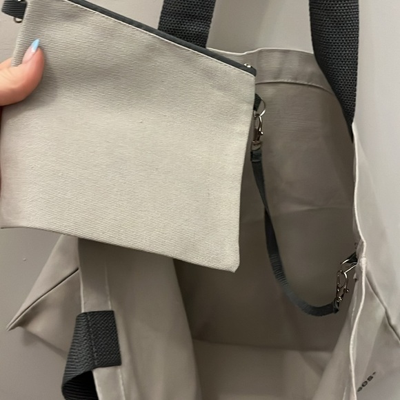 Celebrity Cruises Canvas Tote Bag with Detachable Mini Bag New - Picture 6 of 8